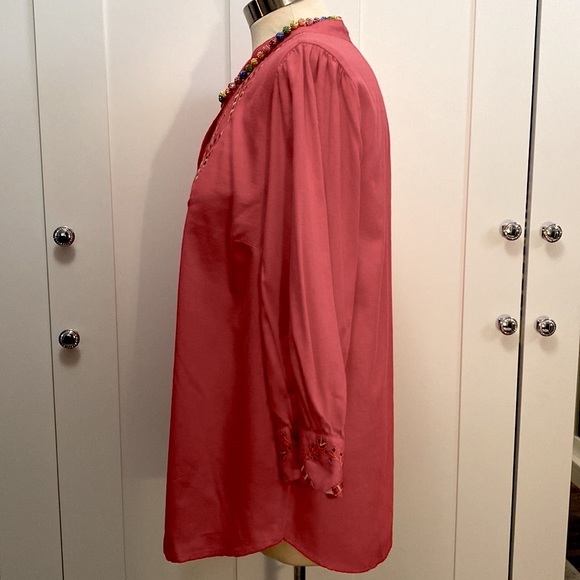 NEW! MED Pink Know Rose Embroidered Half Button Front Mid Sleeve Oversized Top - Picture 3 of 7